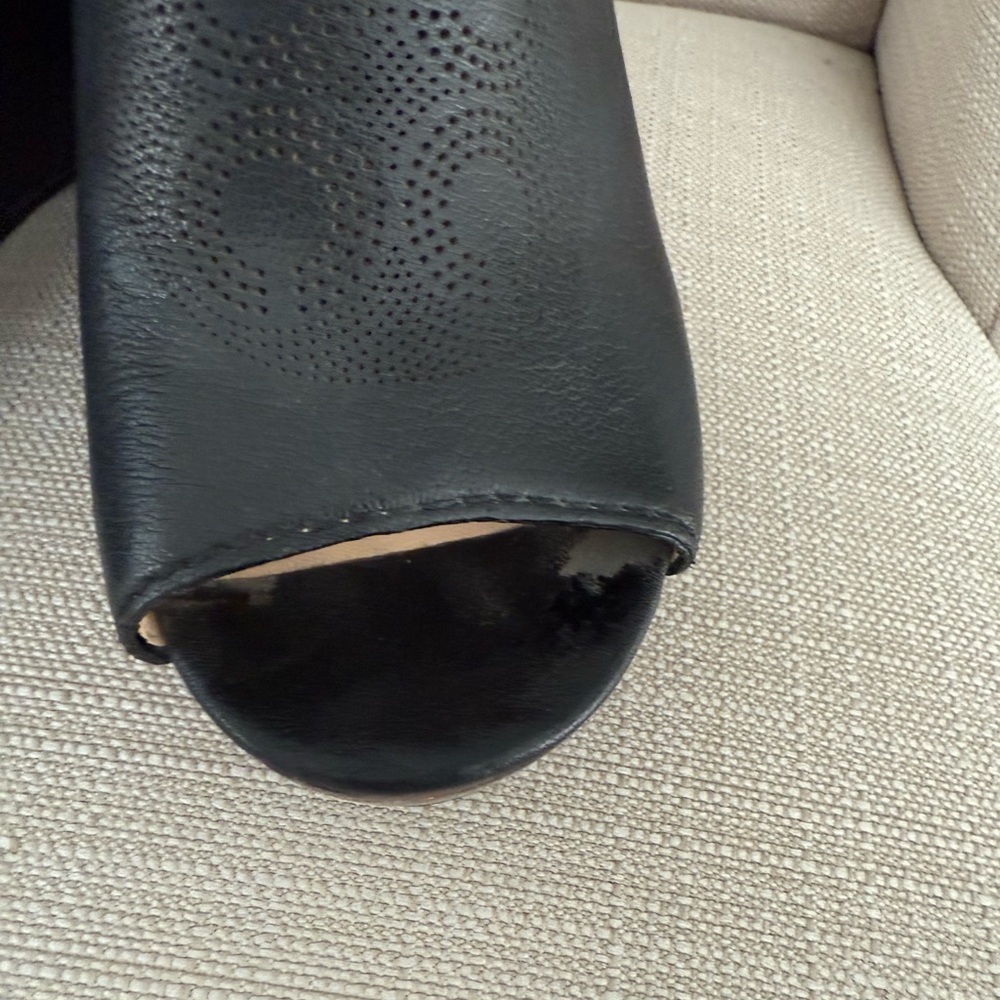 Coach Black Leather Jade Wedges, Size 8 - Picture 2 of 9